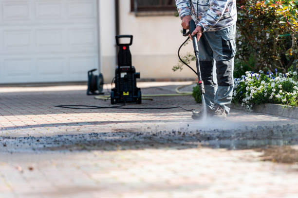 Best Deck Pressure Washing  in Newpt, OR