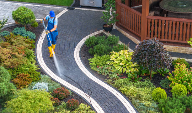 Best Deck Cleaning Services  in Newpt, OR